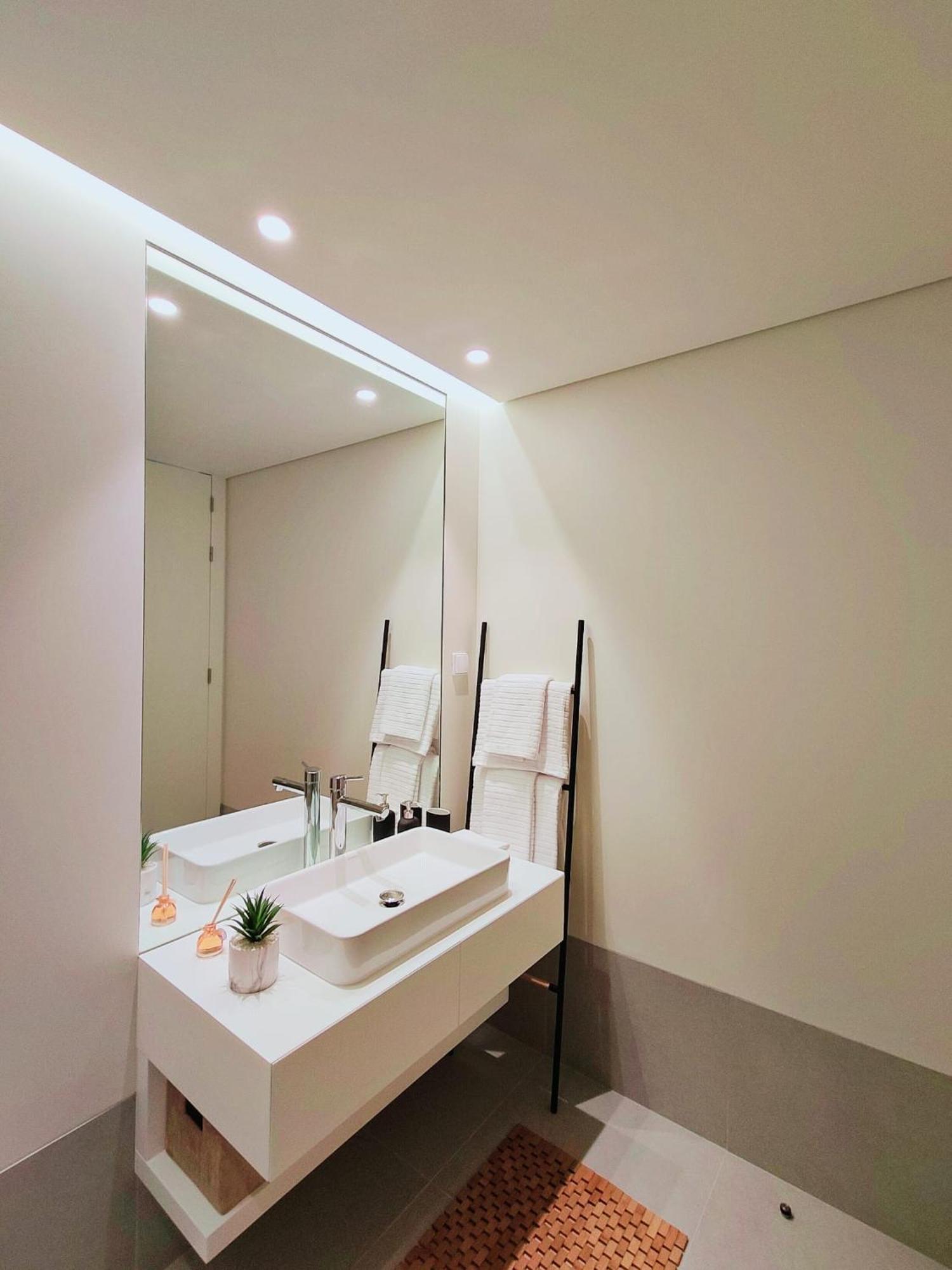 Bayline- Beachfront And Pool Armacao de Pera Luaran gambar